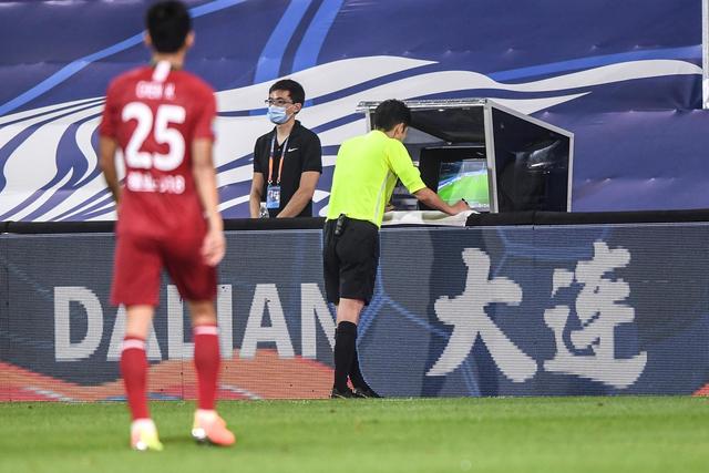 实至名归！卡拉菲奥里当选阿森纳本轮队内最佳